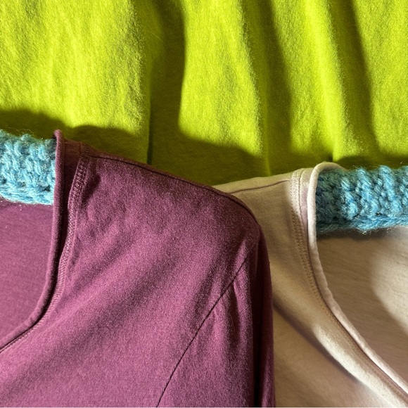 Set of 3 Old Navy Perfect Fit Sheer Long Sleeve Tees - Picture 9 of 9